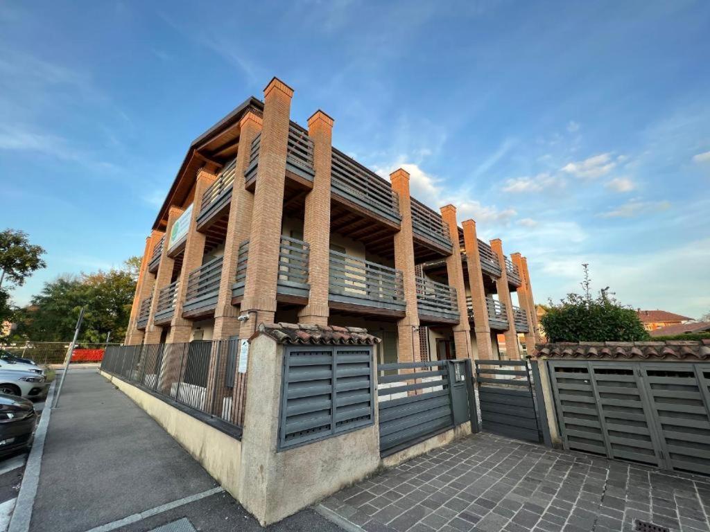Bes Residence Bergamo Polaresco المظهر الخارجي الصورة